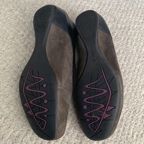 COPY - Earthies comfort walking loafer brown/black 7.5 - Picture 5 of 5